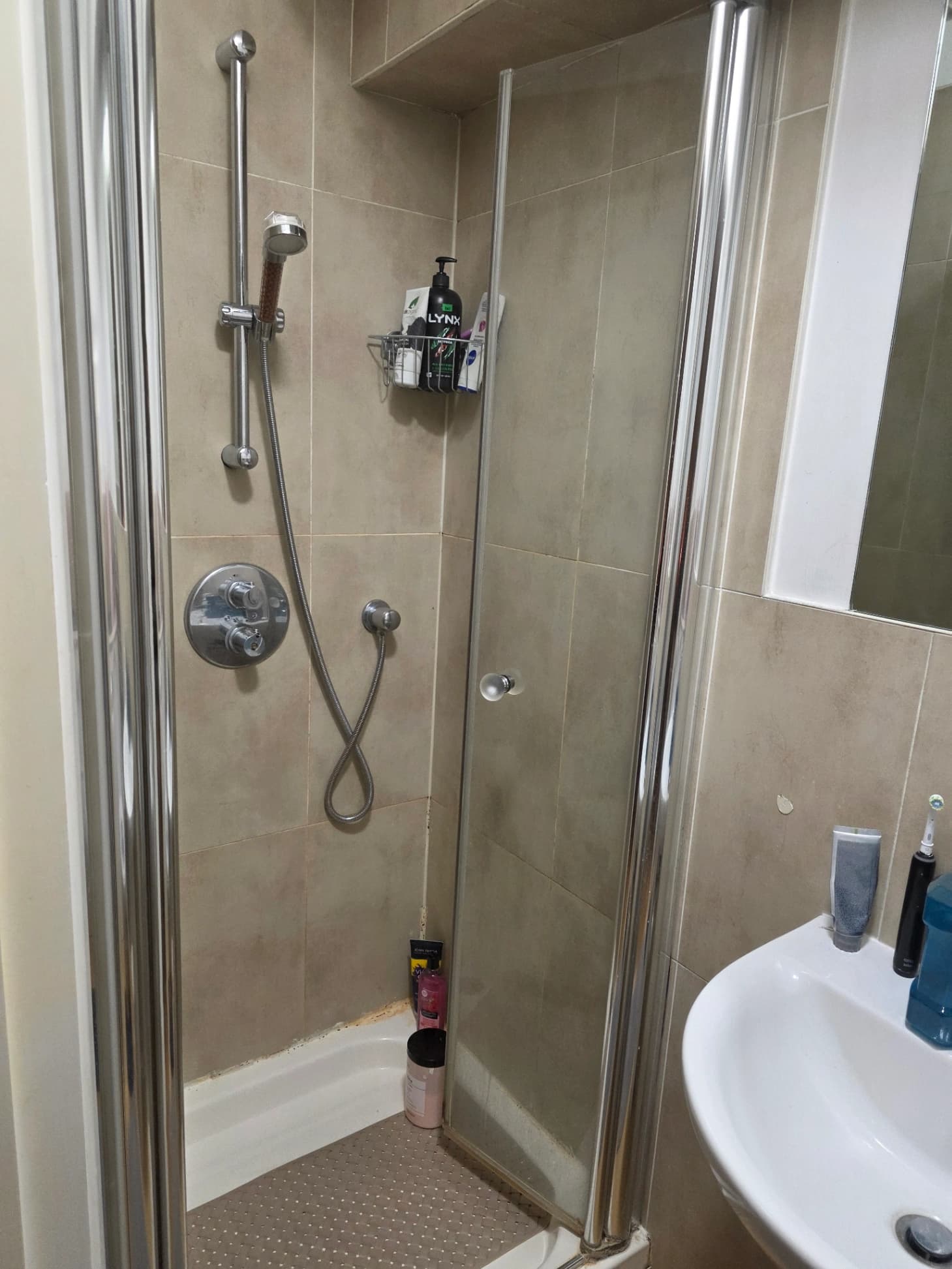 Kensington High Street - Photo 3