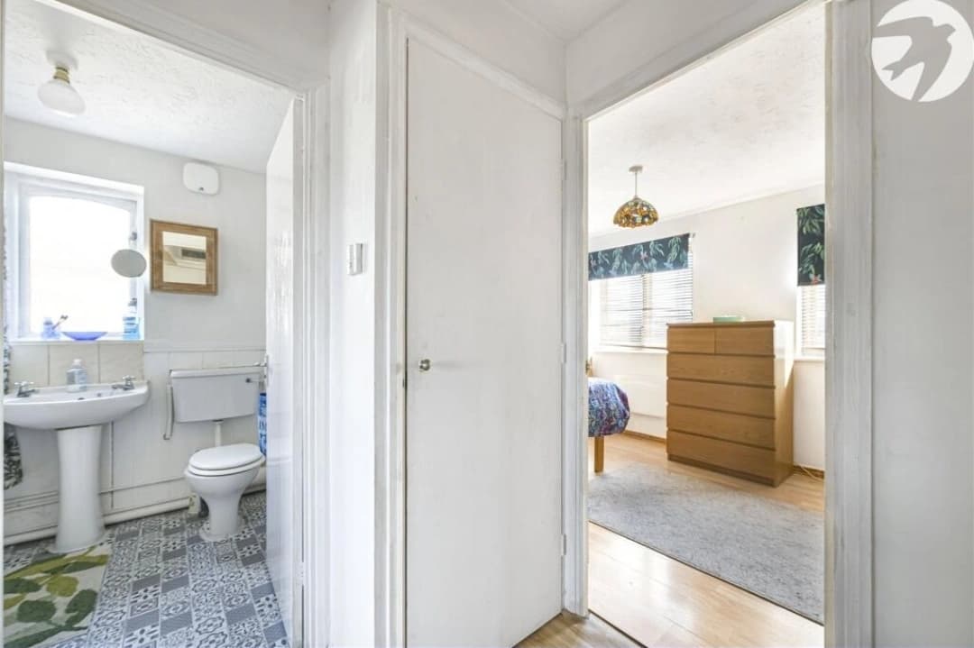 2 Bedroom apartment - Old Street - Photo 2