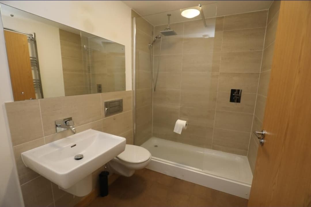 2 Bedroom apartment - Old Street - Photo 1