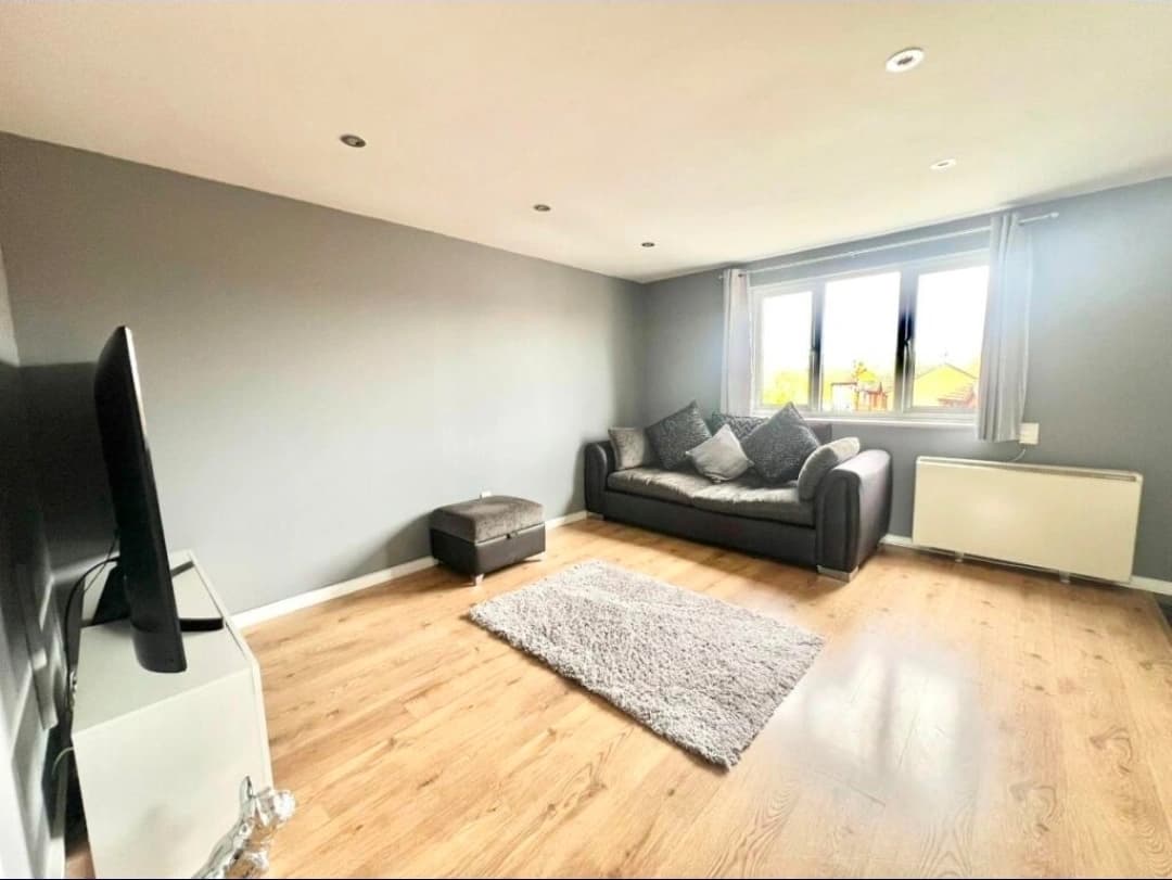 1 bedroom apartment in Farringdon - Photo 5